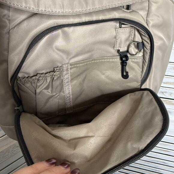 PACSAFE SLINGSAFE SERIES Travel Daypack Backpack Tan Anti Theft Luggage - Picture 12 of 15